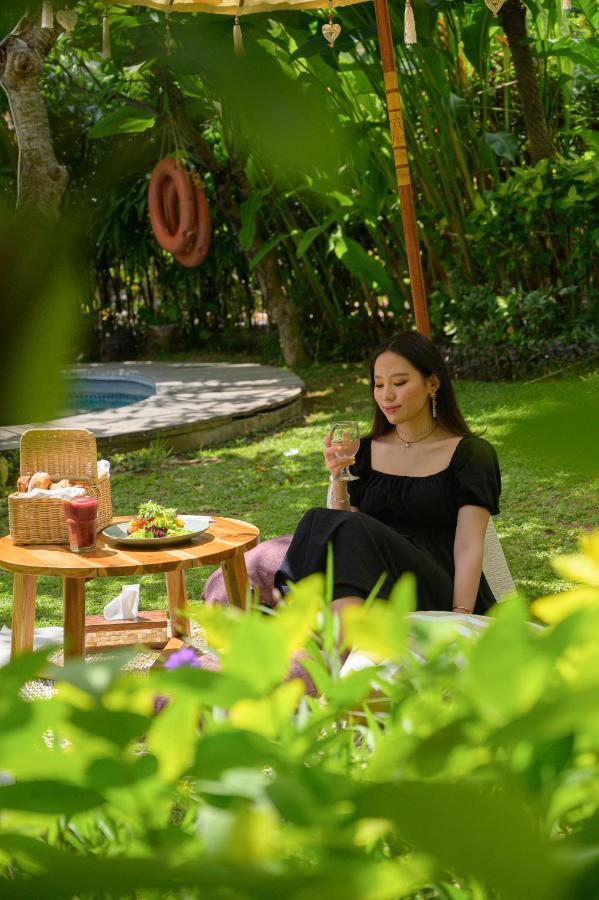 Kokonut Suites Seminyak Dalung  Экстерьер фото